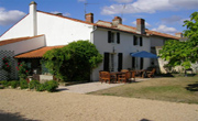 5 bedroom gite with pool in south Vendee